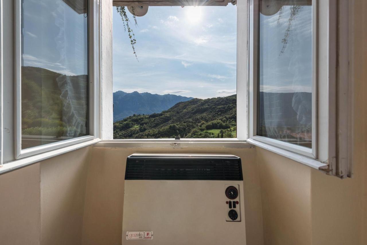 Casa Vacanze Voiandes Tremosine Esterno foto
