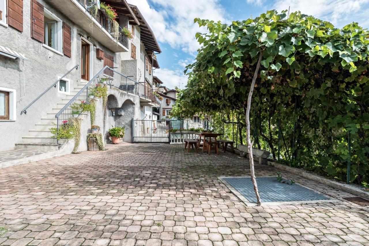 Casa Vacanze Voiandes Tremosine Esterno foto