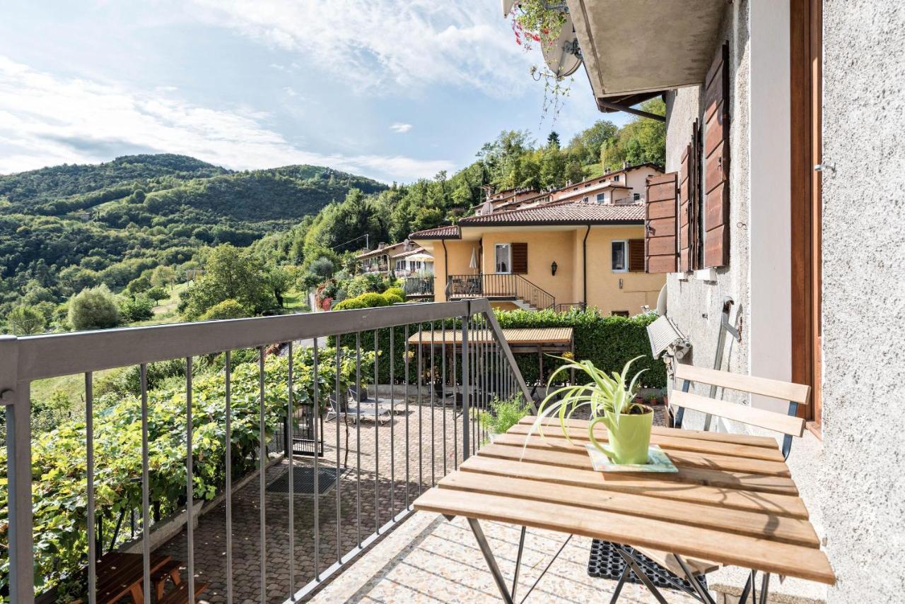 Casa Vacanze Voiandes Tremosine Esterno foto